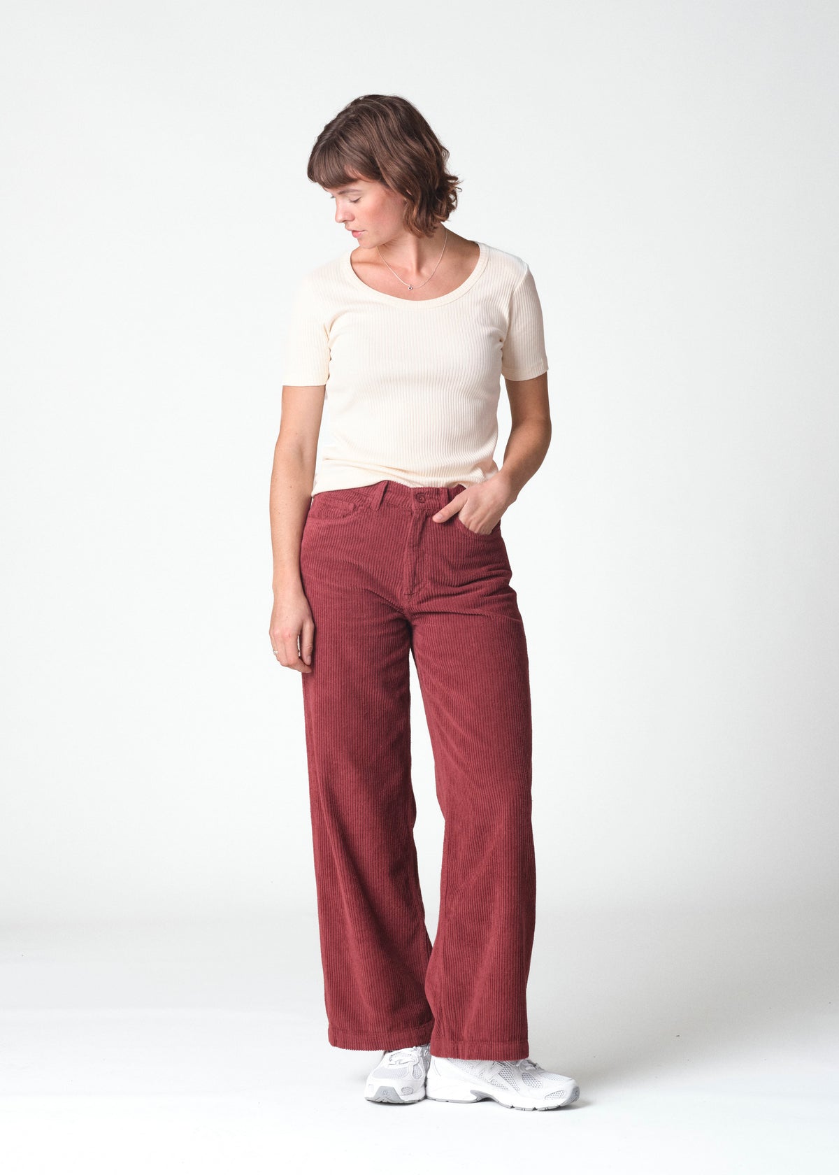 Klitmøller Collective ApS Amelia cord pants GOTS Pants Burgundy
