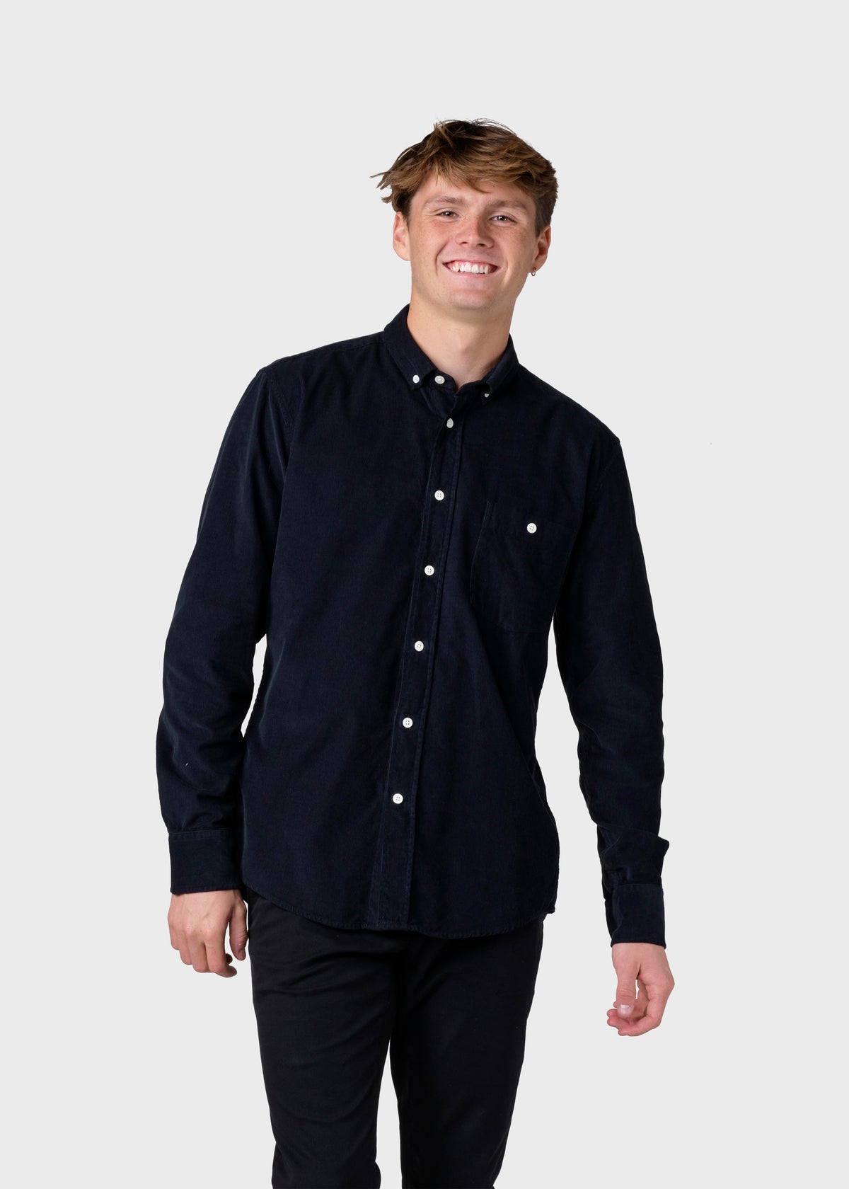Klitmøller Collective ApS Benjamin corduroy shirt Shirts Navy