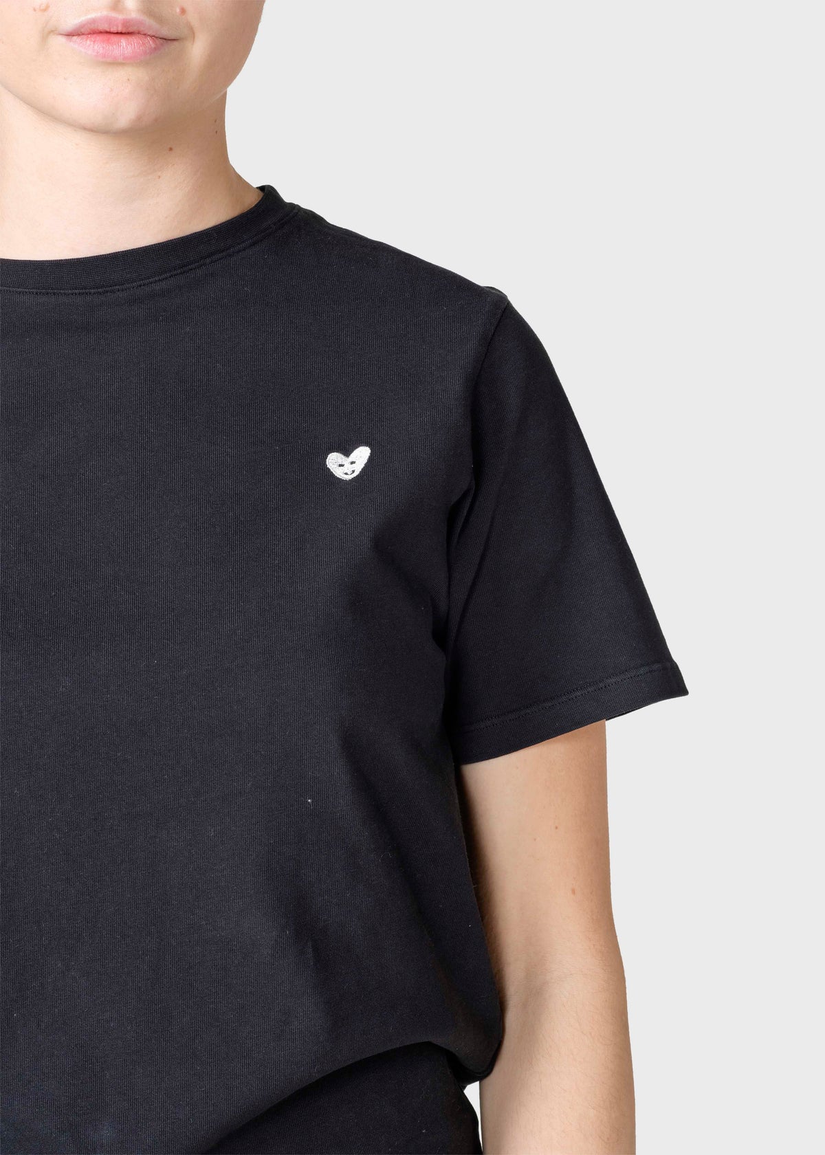 Klitmøller Collective ApS Heart tee T-Shirts Black