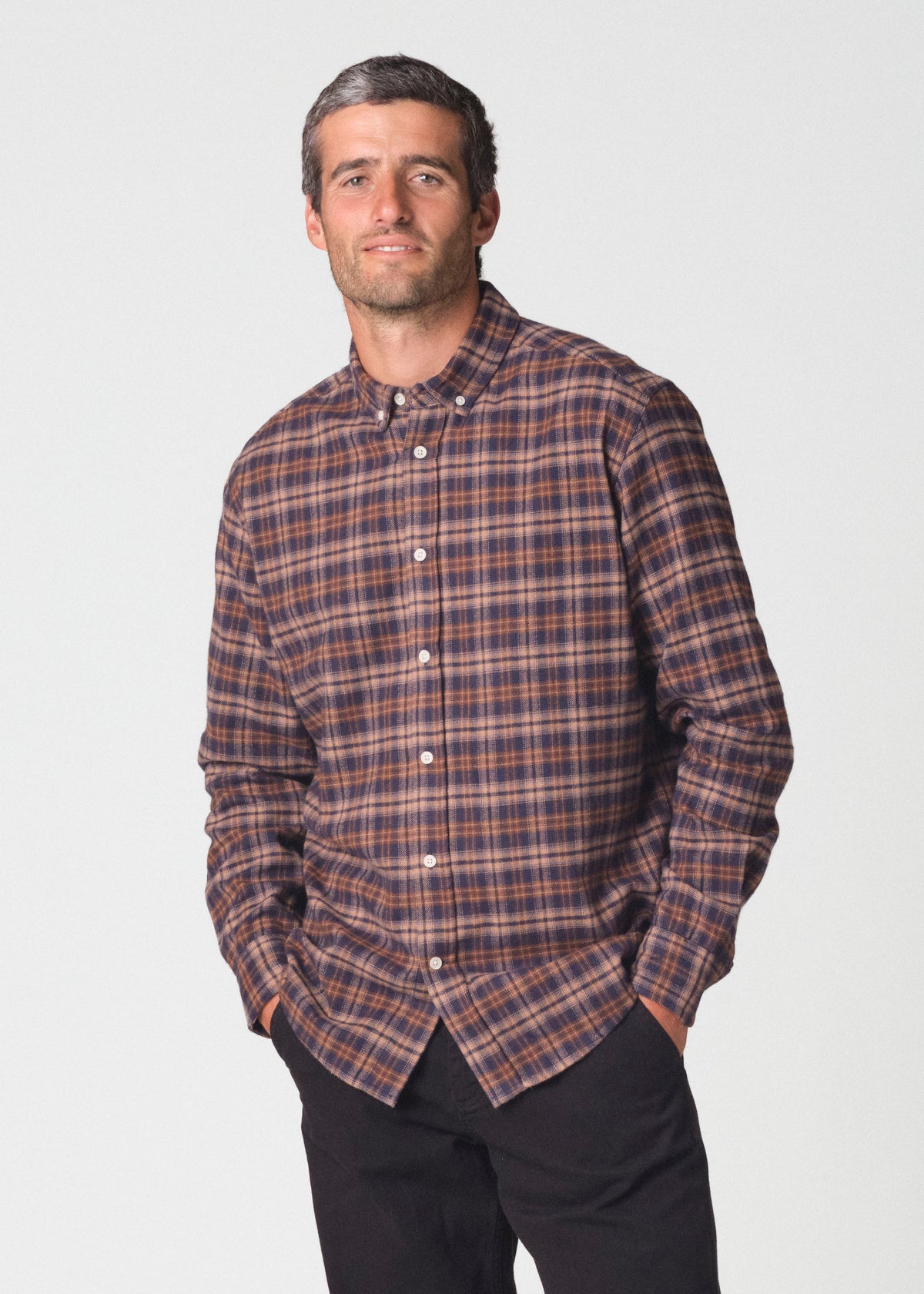 Klitmøller Collective ApS Kaj shirt GOTS Shirts Navy/cashew/taupe