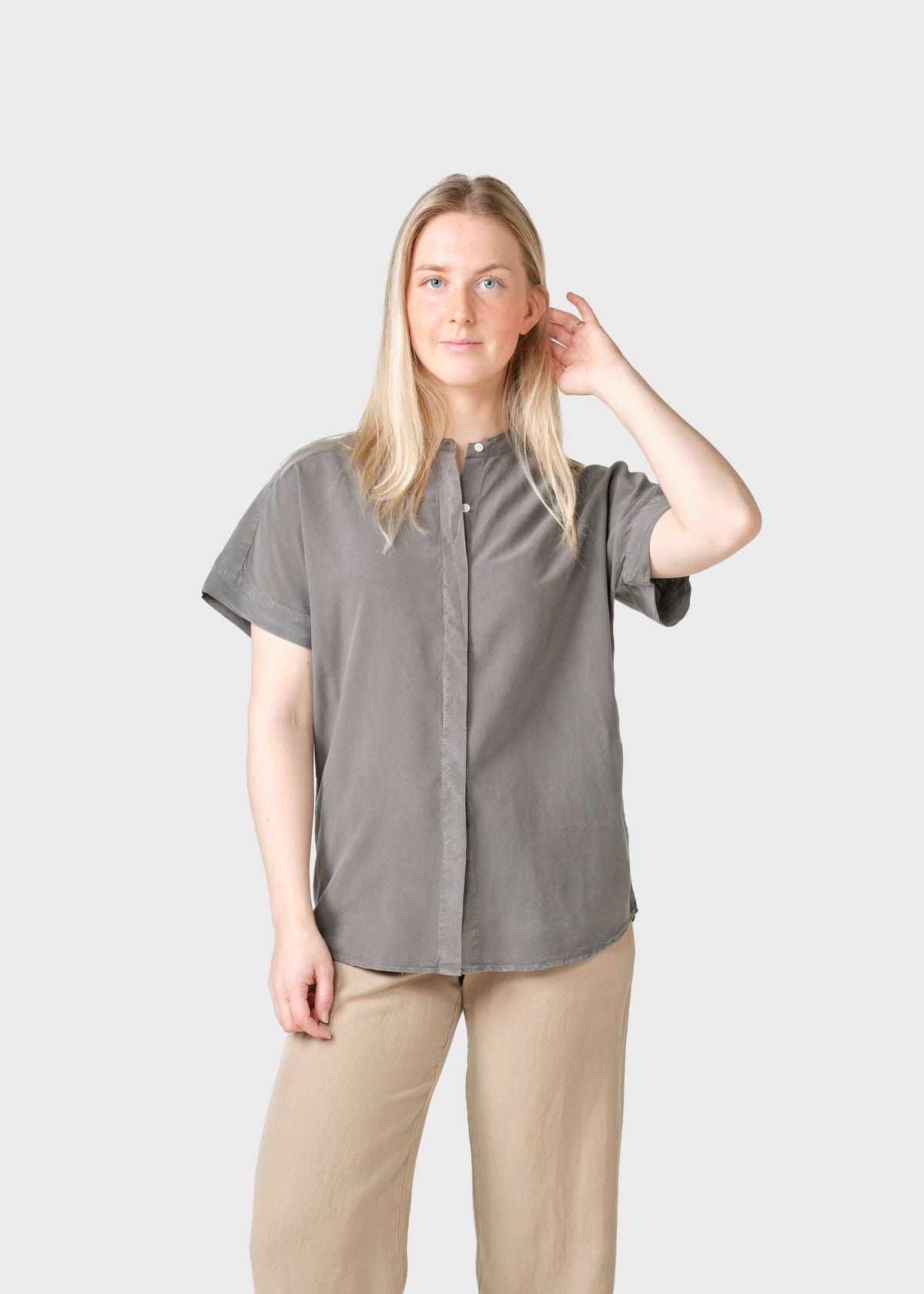 Klitmøller Collective ApS Li shirt Shirts Taupe