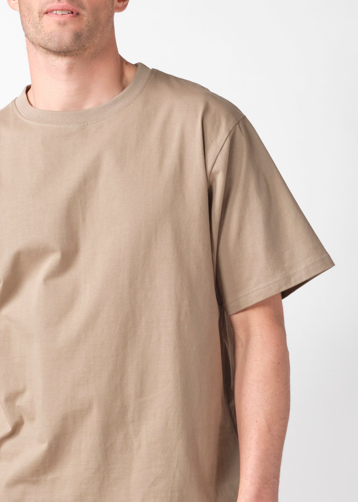 Klitmøller Collective ApS Mens boxy tee OCS T-Shirts Cashew