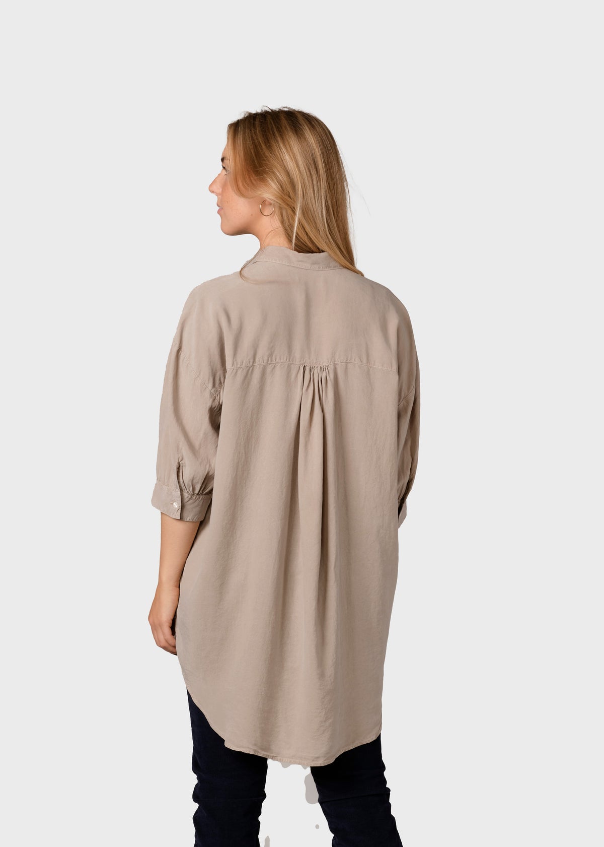 Klitmøller Collective ApS Oline shirt Shirts Sand
