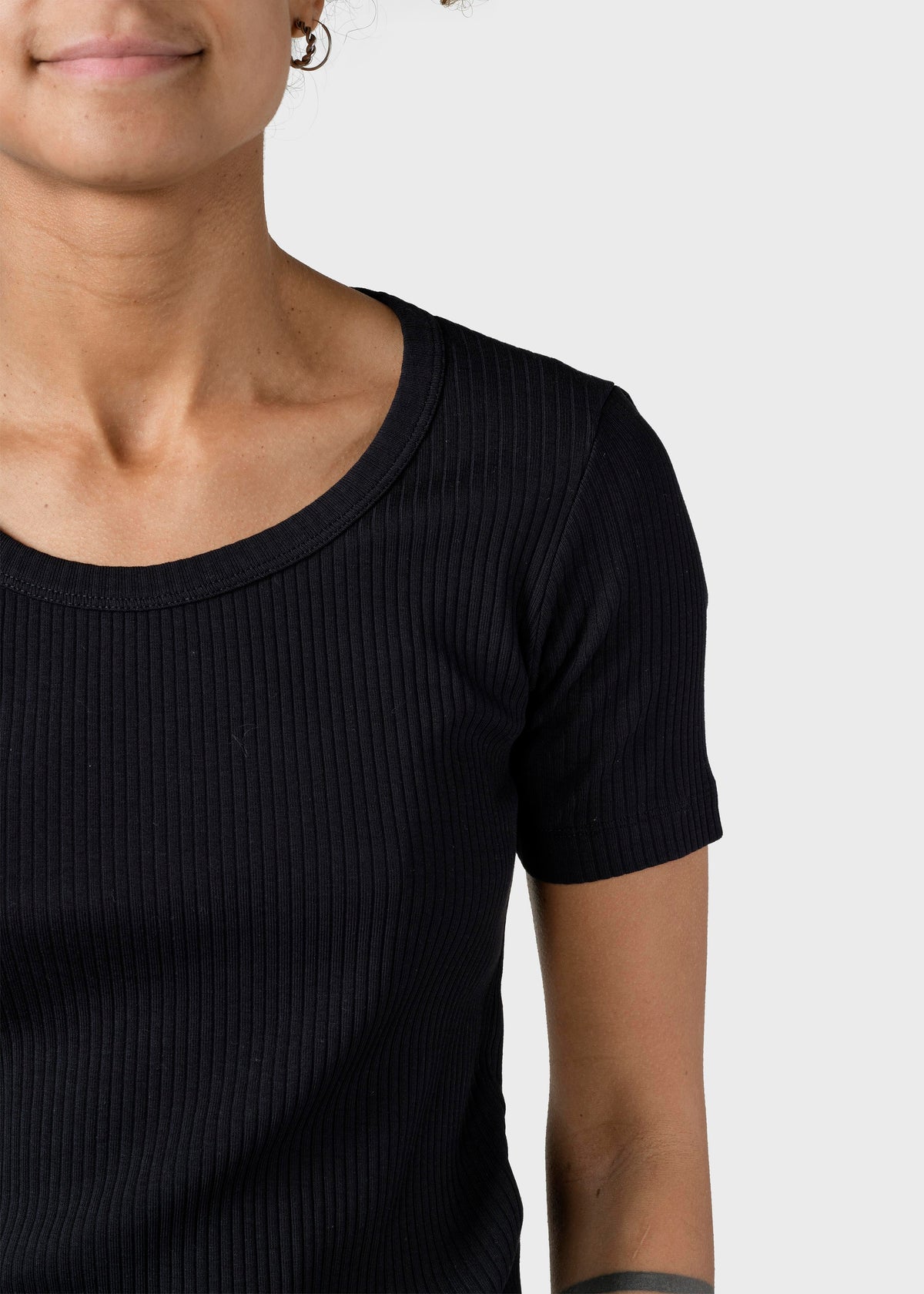 Klitmøller Collective ApS Rib tee OCS T-Shirts Black