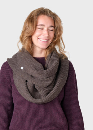 Klitmøller Collective ApS Tube knit scarf  Scarfs Taupe