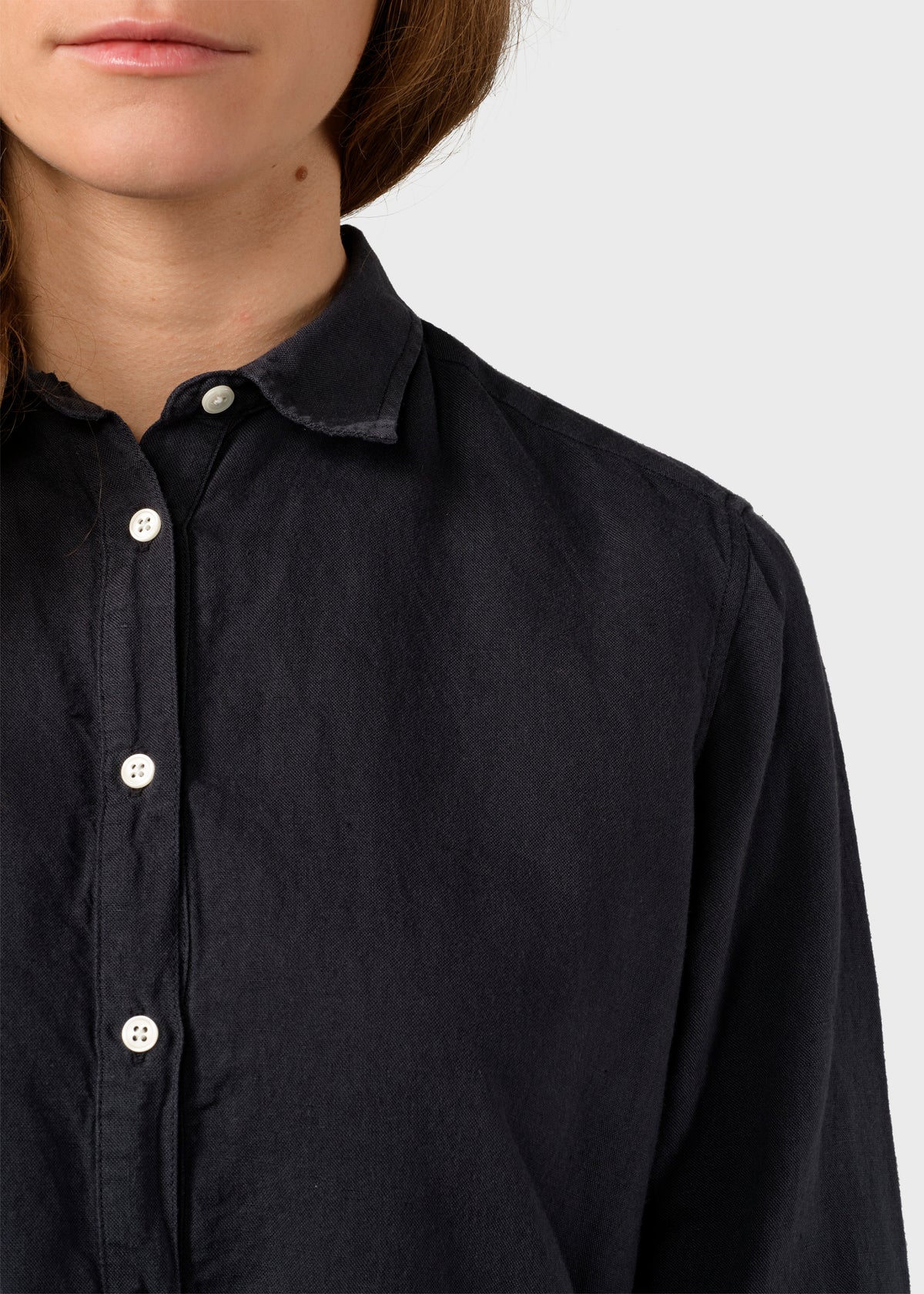 Klitmøller Collective ApS Mathilde linen shirt Shirts Navy