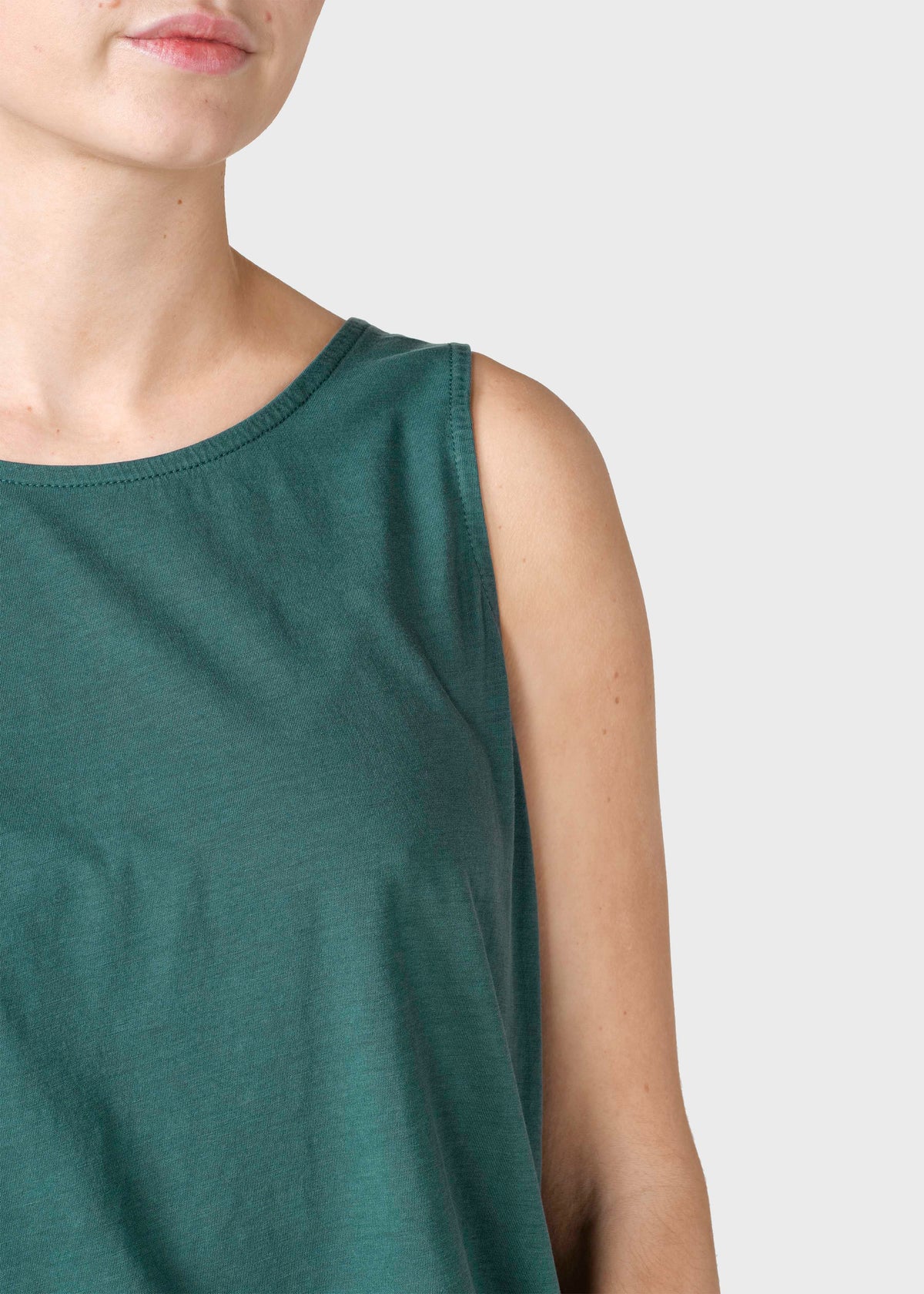Klitmøller Collective ApS Aliya top OCS T-Shirts Moss Green