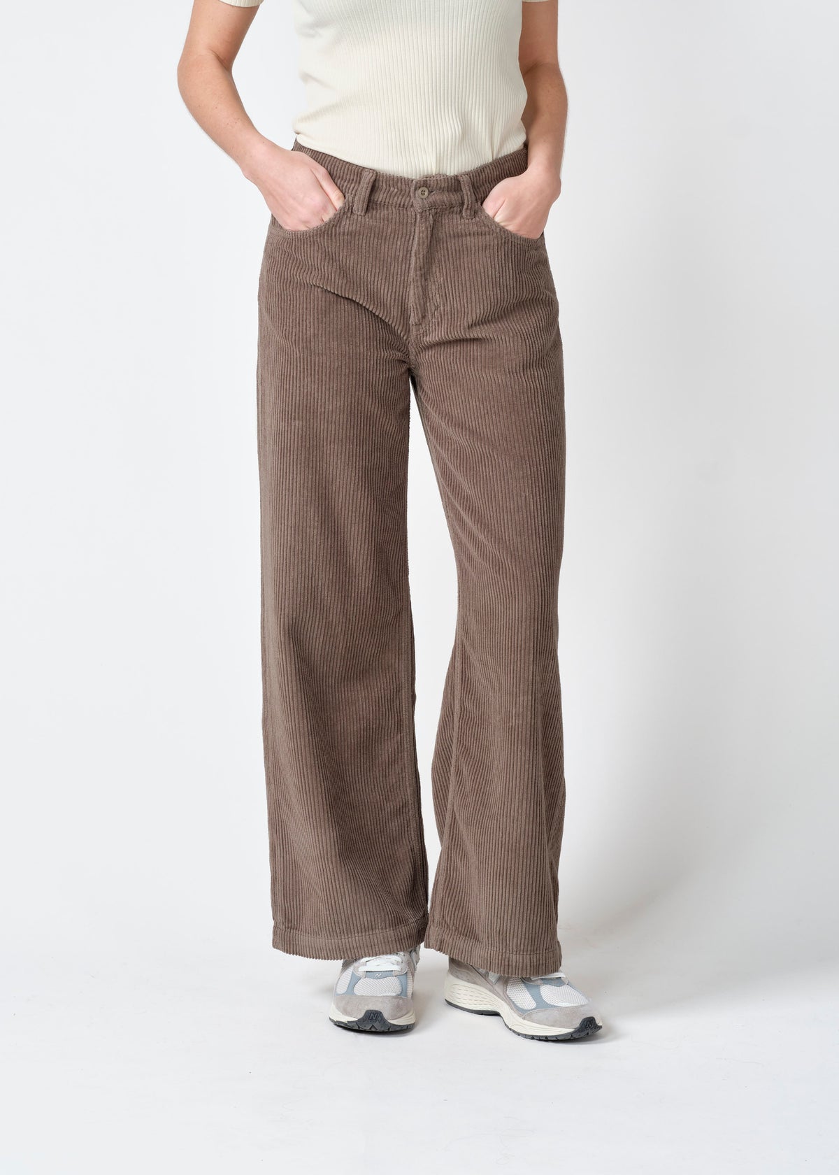 Klitmøller Collective ApS AMELIA CORD PANTS Pants Taupe