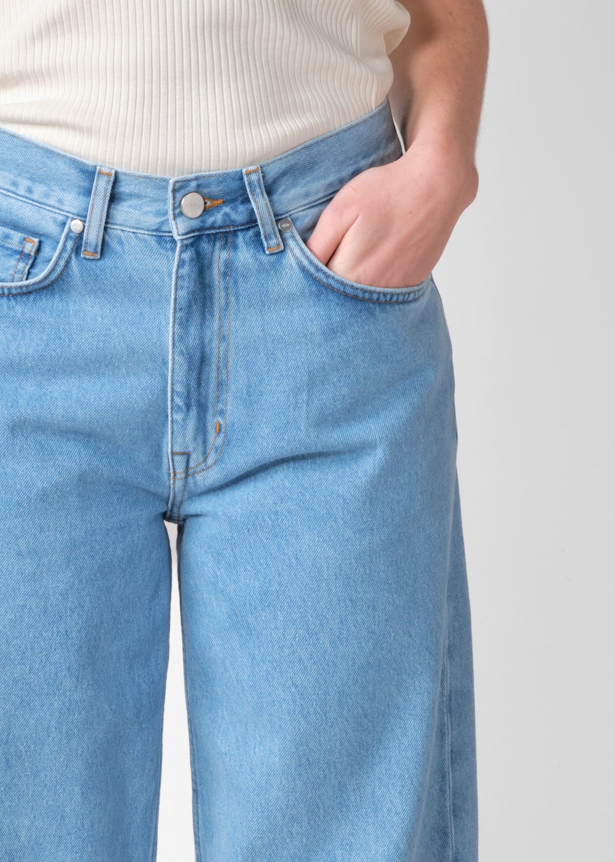 Klitmøller Collective ApS Amelia pants GOTS Pants Extra light blue stonewash