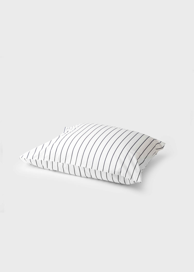 Klitmøller Collective Home Bed set - Striped - 140 x 220 + 60 x 70 Textiles White/navy