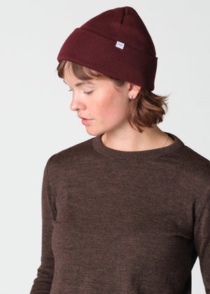 Klitmøller Collective ApS Fine rib beanie Beanies Burgundy