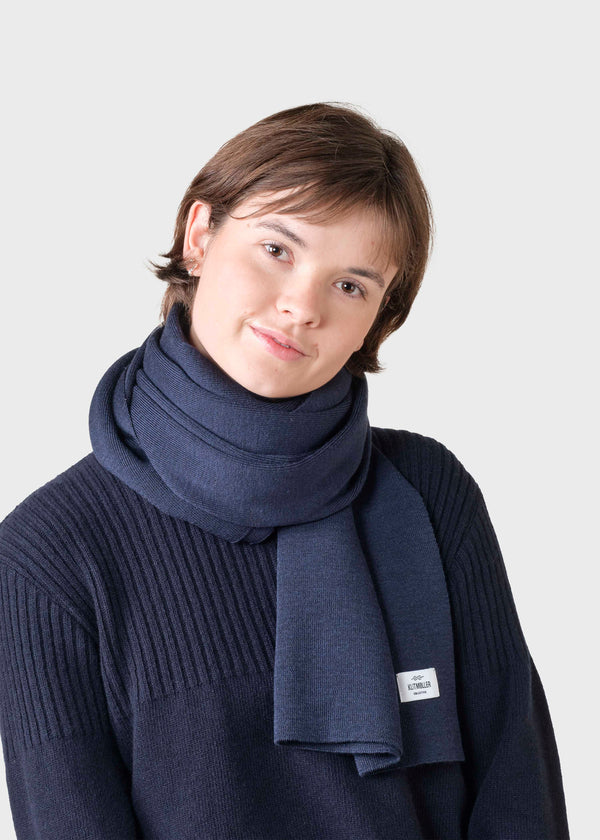 Klitmøller Collective ApS Fine rib scarf Scarfs Deep blue