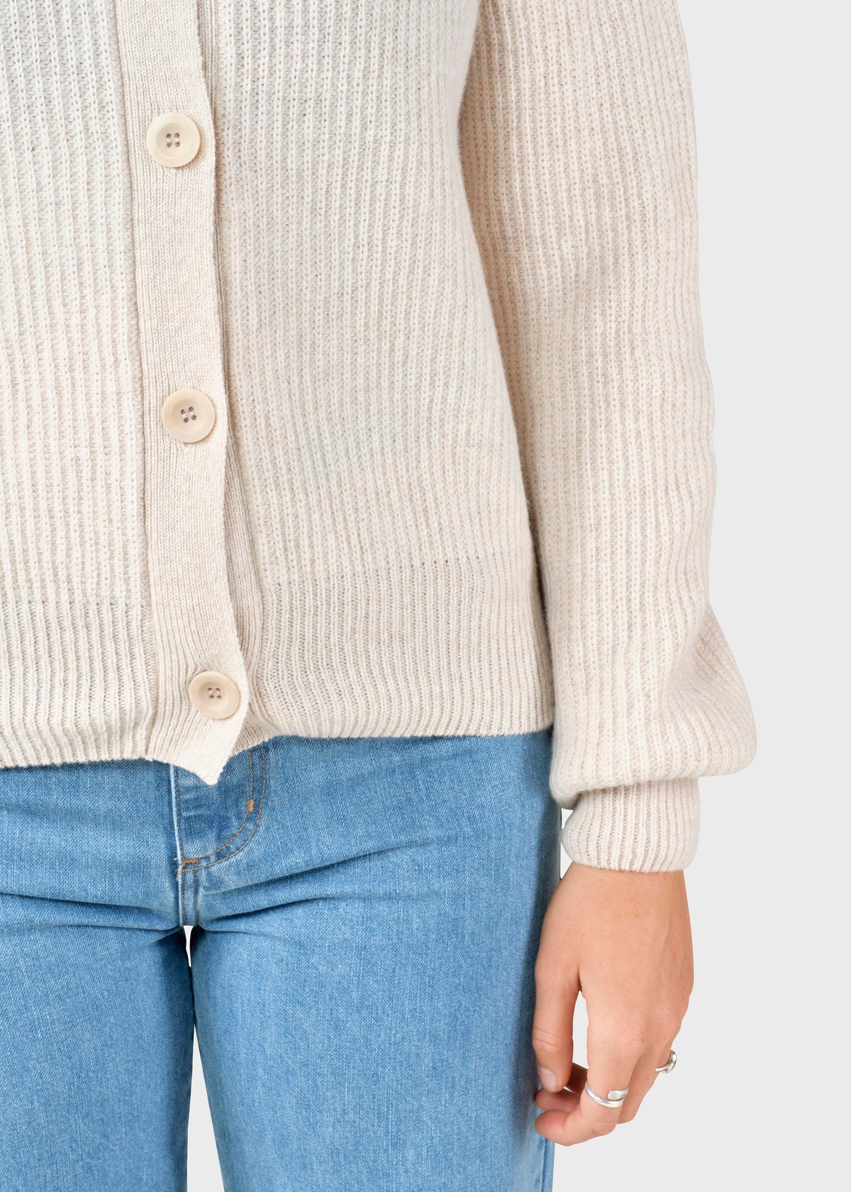 Klitmøller Collective ApS Gerda knit cardigan Knitted sweaters Pastel sand