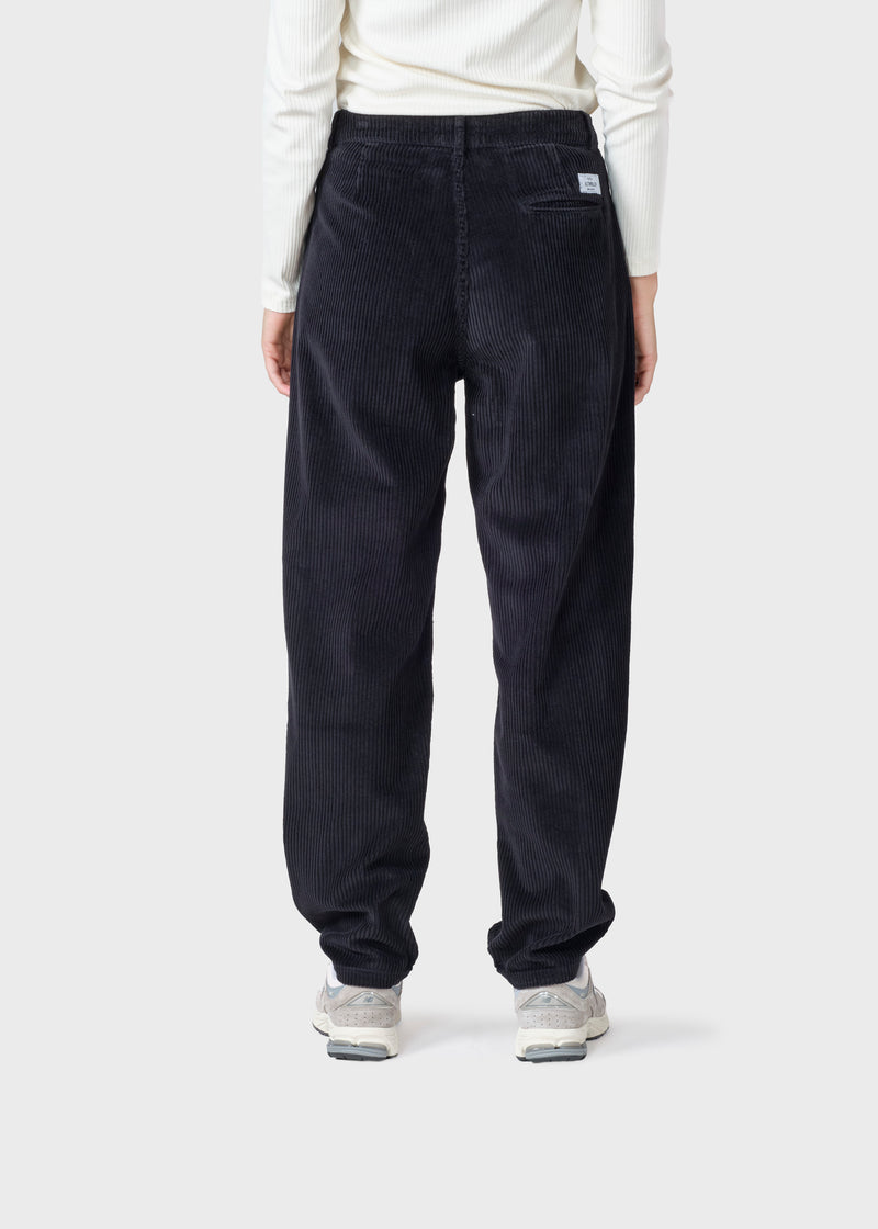 Klitmøller Collective ApS Gwen jumbo corduroy pant Pants Black