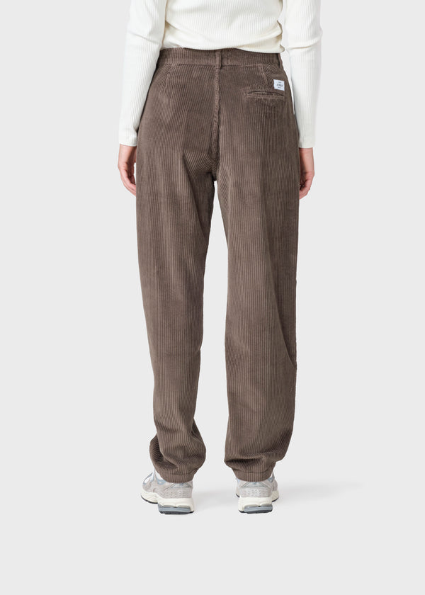 Klitmøller Collective ApS Gwen jumbo corduroy pant Pants Taupe
