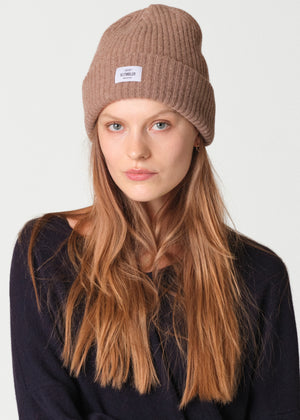 Klitmøller Collective ApS Heavy rib beanie Beanies Cashew