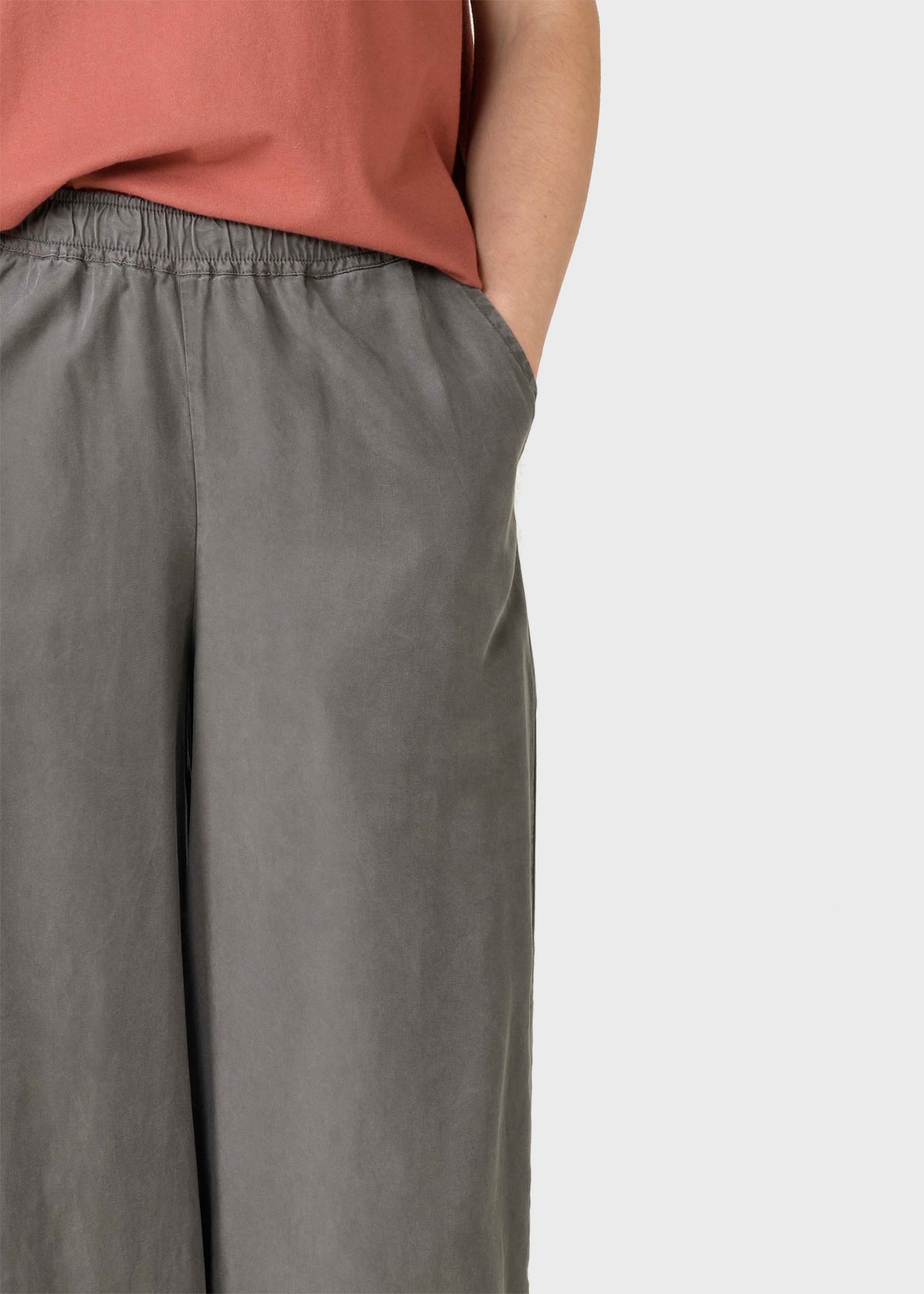 Klitmøller Collective ApS Kaja lyocell pants Pants Taupe