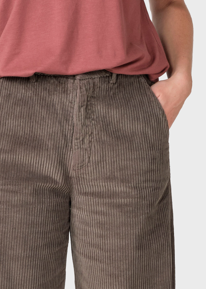 Klitmøller Collective ApS Lydia jumbo corduroy pants Pants Taupe