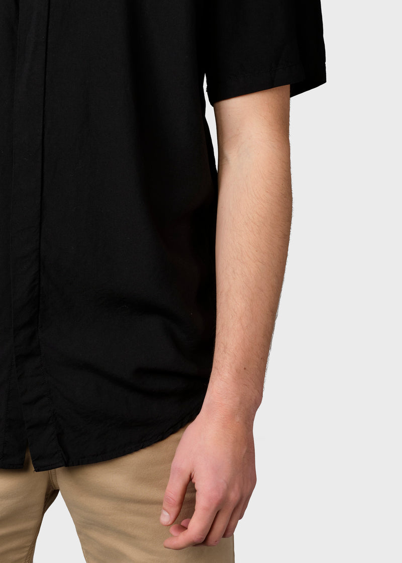 Klitmøller Collective ApS Max lyocell shirt Shirts Black