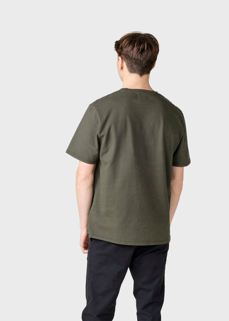 Klitmøller Collective ApS Mens boxy tee T-Shirts Olive