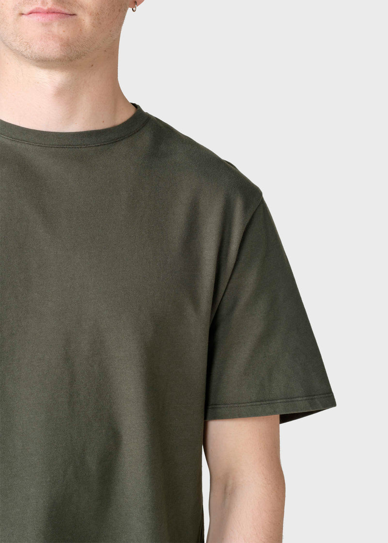 Klitmøller Collective ApS Mens boxy tee T-Shirts Olive