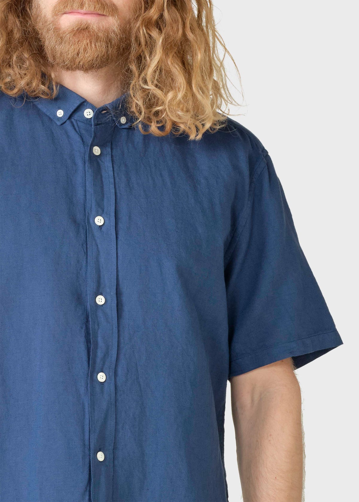 Klitmøller Collective ApS Mikkel linen shirt Shirts Ocean