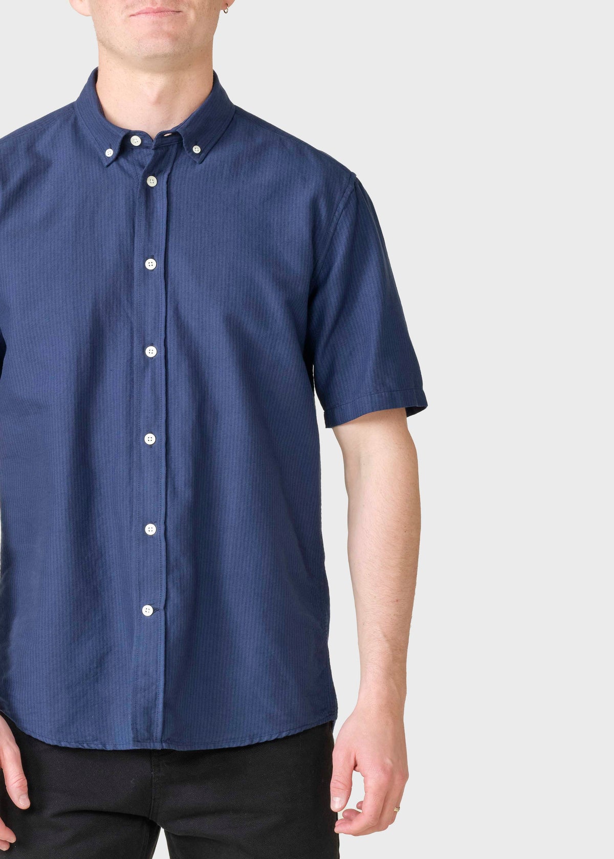 Klitmøller Collective ApS Mikkel striped shirt Shirts Ocean/navy/ocean overdye
