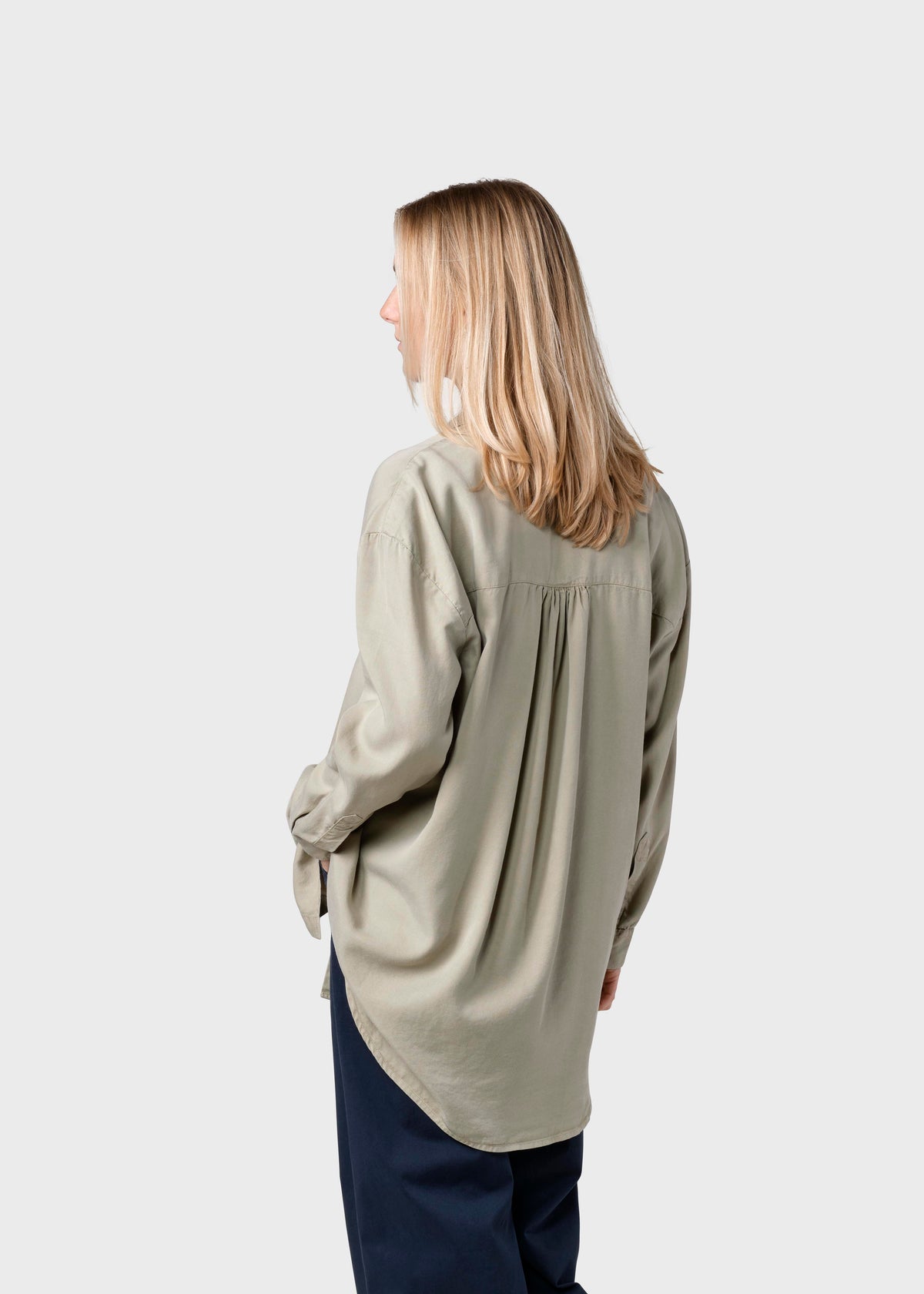 Klitmøller Collective ApS Ofelia lyocell shirt Shirts Sand