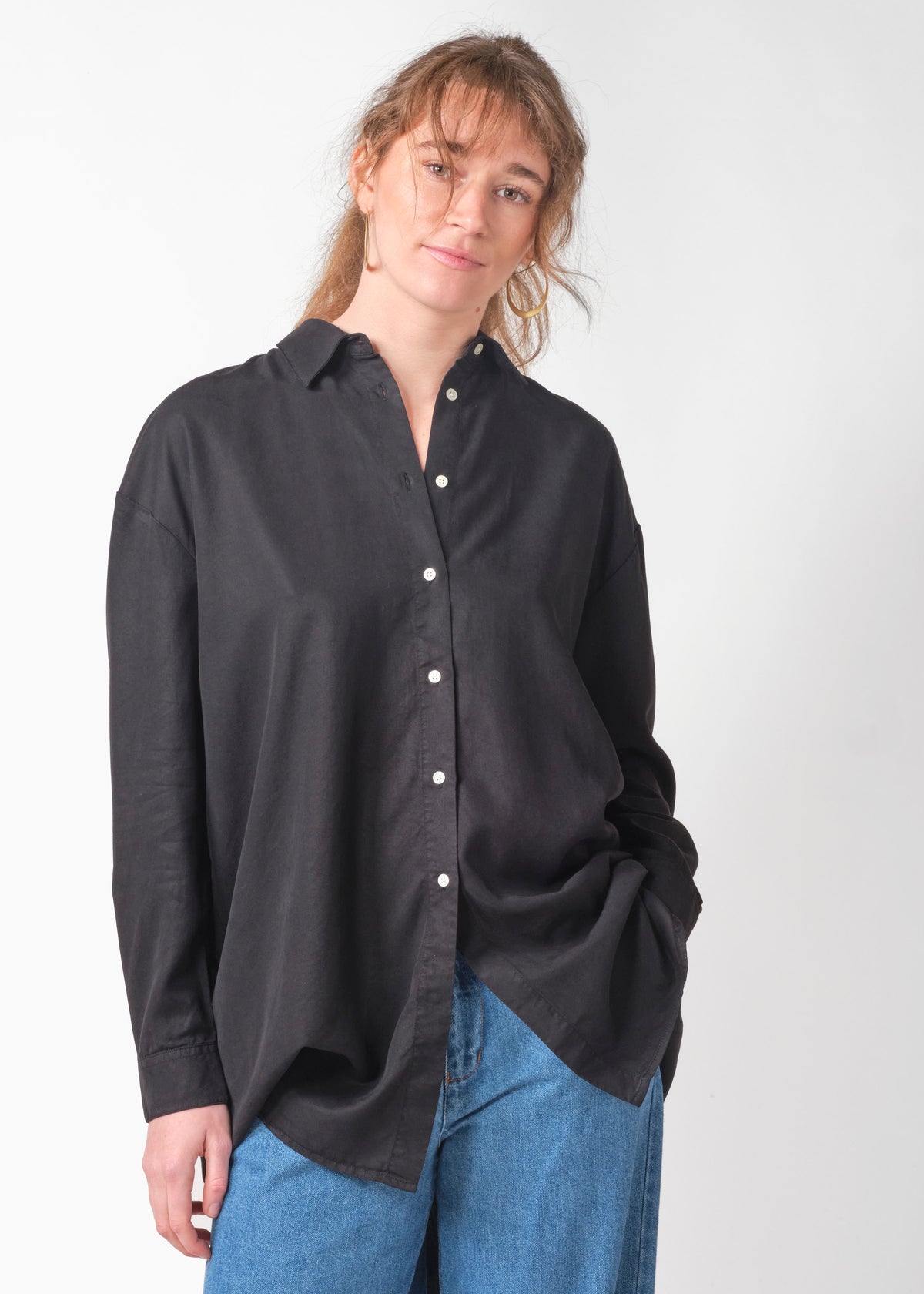 Klitmøller Collective ApS Ofelia lyocell shirt Shirts Black