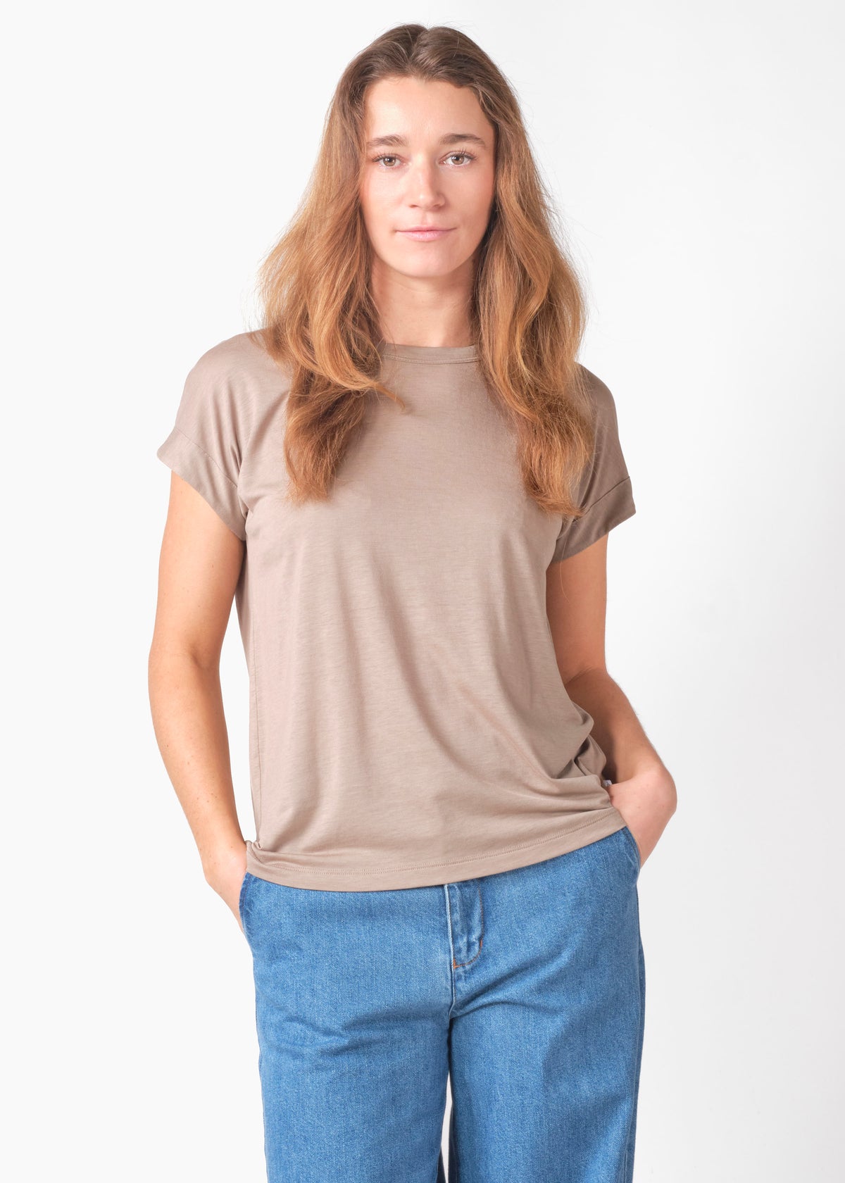 Klitmøller Collective ApS Sigrid tee OCS T-Shirts Cashew