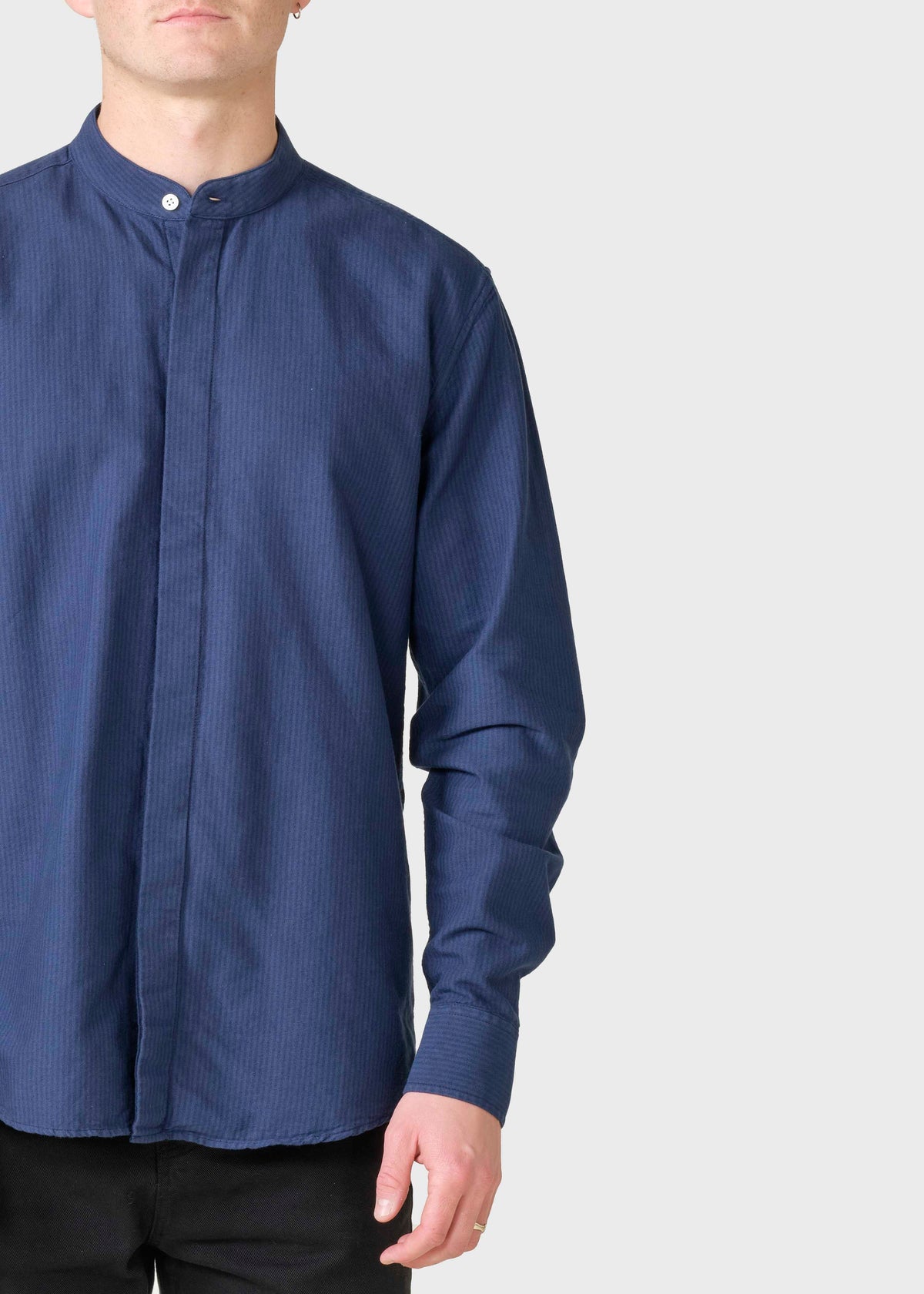Klitmøller Collective ApS Simon striped shirt Shirts Ocean/navy/ocean overdye