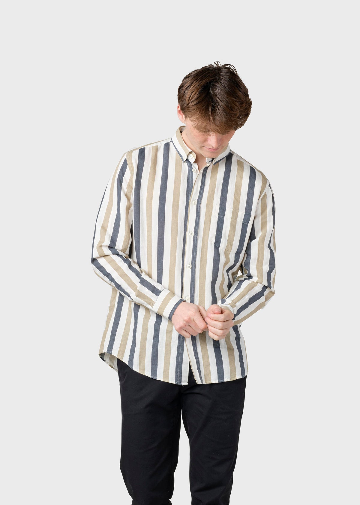 Klitmøller Collective ApS Valdis shirt Shirts Navy/sand