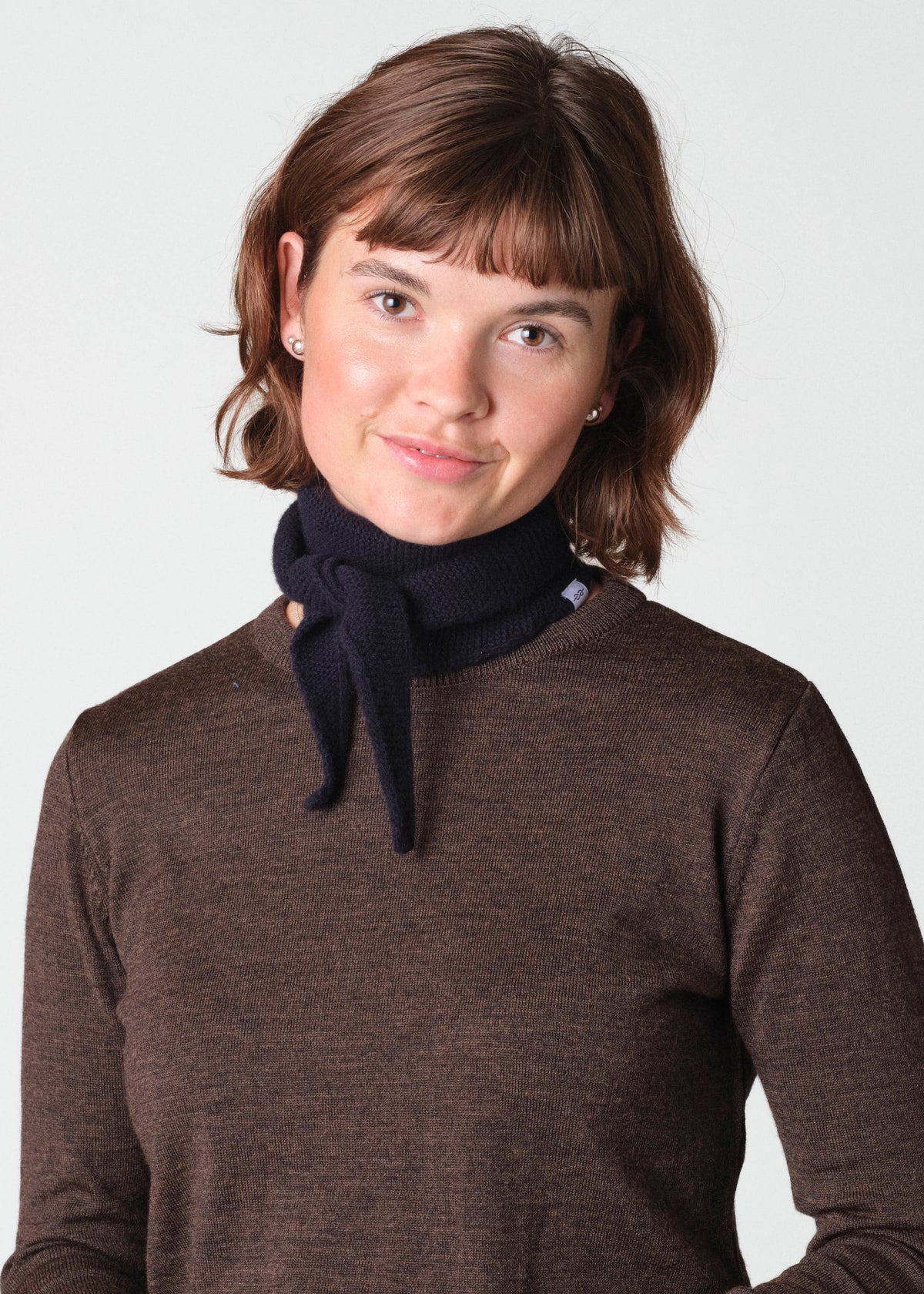 Klitmøller Collective ApS Violet small knit scarf Scarfs Navy