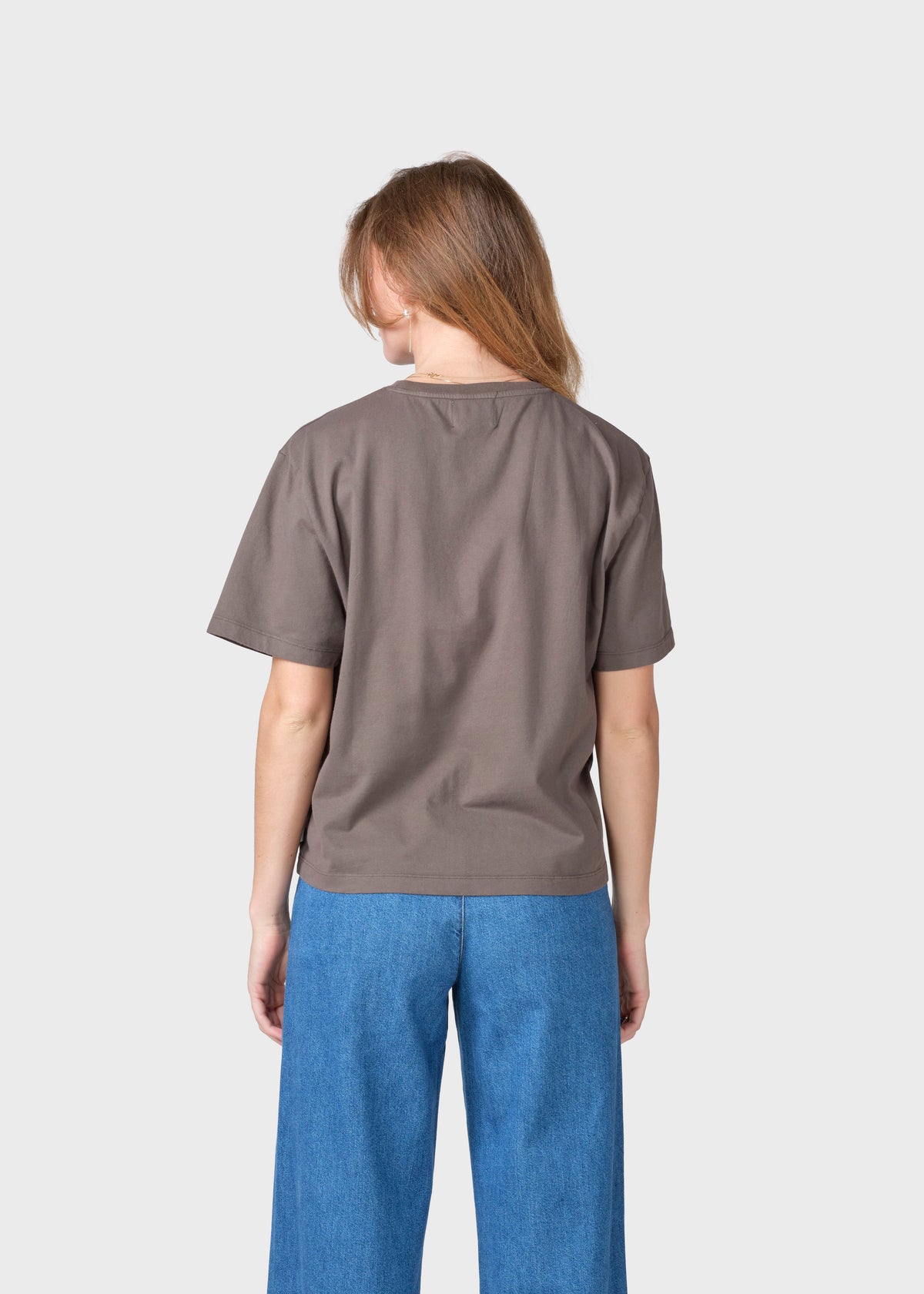 Klitmøller Collective ApS Womens boxy tee OCS T-Shirts Taupe