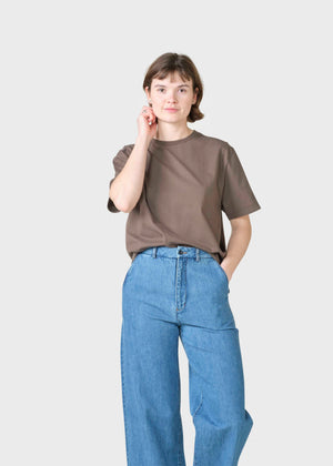 Klitmøller Collective ApS Womens boxy tee OCS T-Shirts Taupe