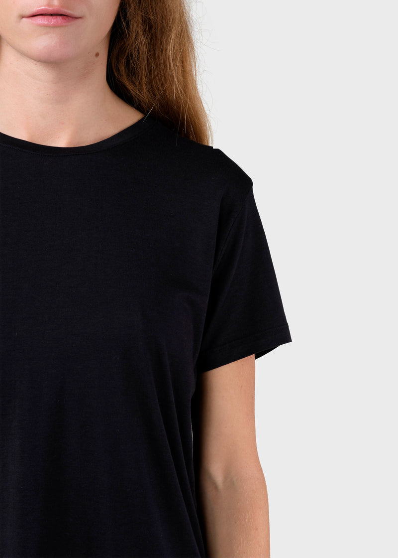 Klitmøller Collective ApS Thelma tee T-Shirts Black